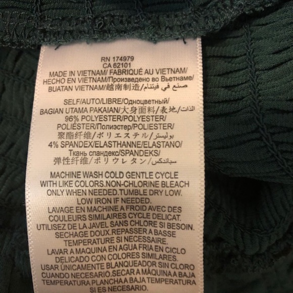 ✨ BCBGeneration emerald green tank top shirt - Picture 8 of 8